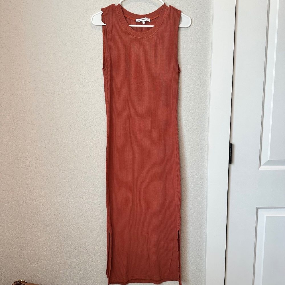 WEWOREWHAT Rust Brown Ribbed Stretchy Crew Neck Midi Dress - Size M - EUC